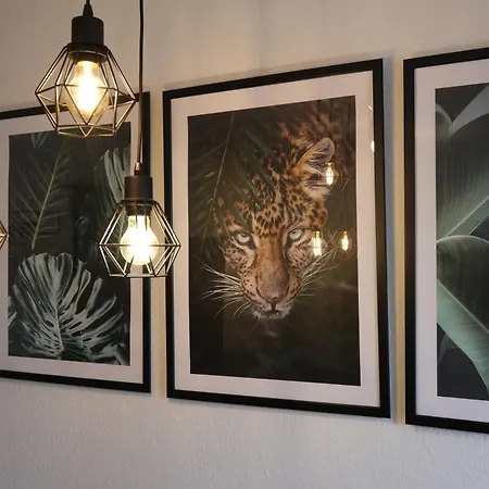 Cozy Jungle Fever - Modernes Apartment Mit Eigenem Parkplatz Magdeburg Exterior photo